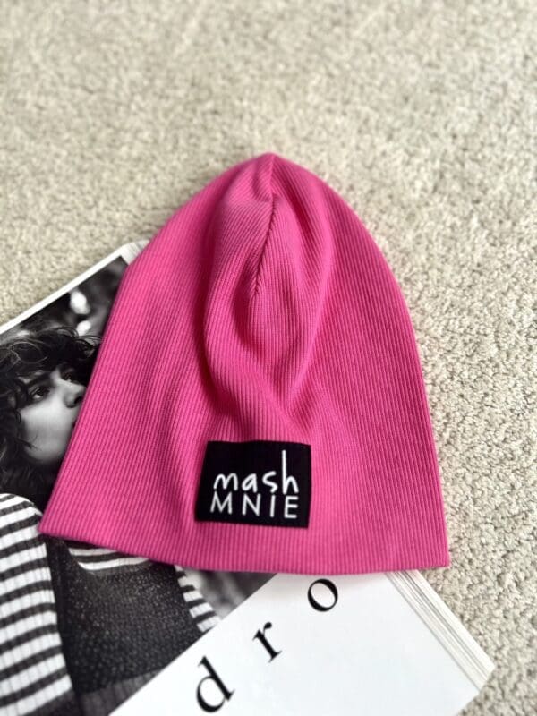 Vaikiška rožinės spalvos kepurė