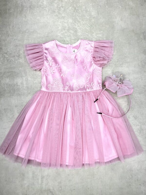 Vaikiška puošni rožinės spalvos suknelė