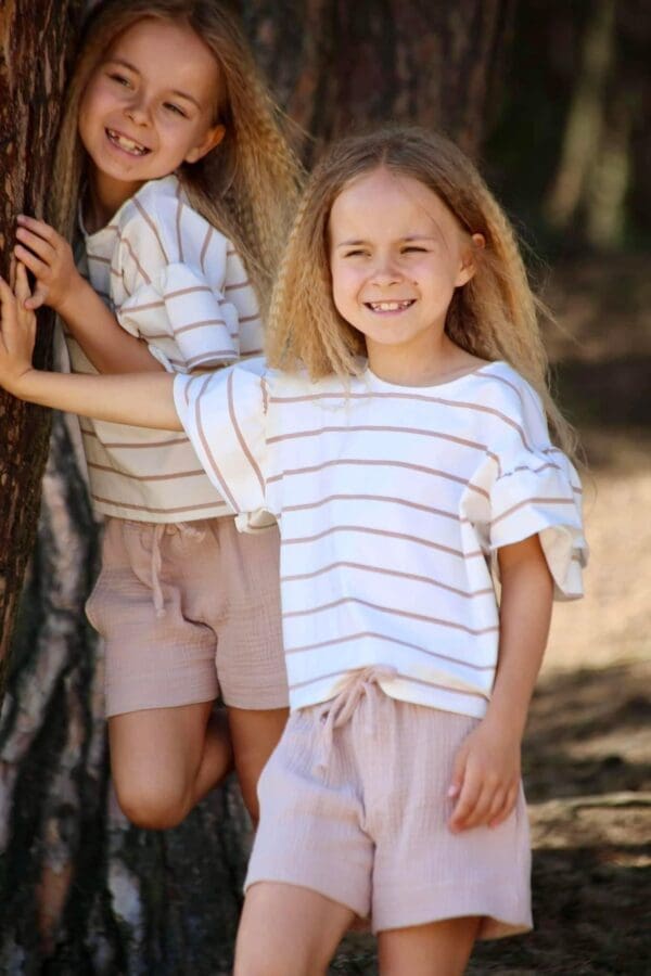 Dviejų dalių kostiumėlis