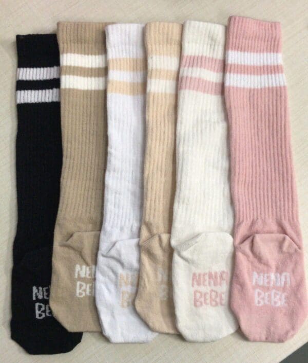 Vaikiškos kojinės su apvedimais - rožinės spalvos