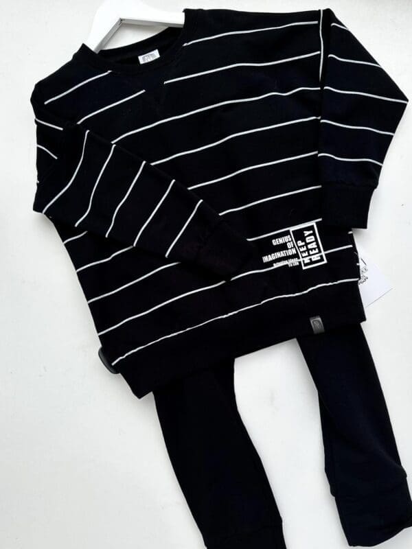 Dviejų dalių laisvalaikio kostiumas