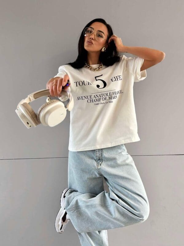 Marškinėliai su grafiniu užrašu