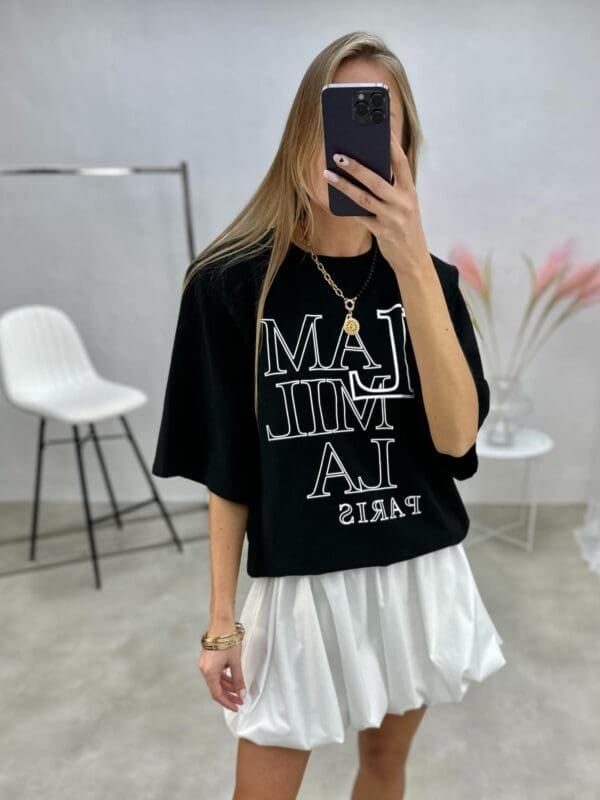 Marškinėliai prailgintomis trumpomis rankovėmis