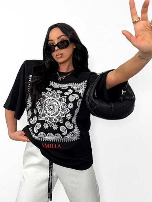 Stilinga palaidinė su printu