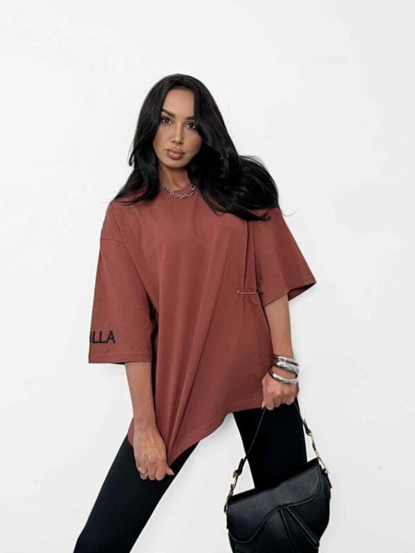 Stilingi oversize modelio marškinėliai